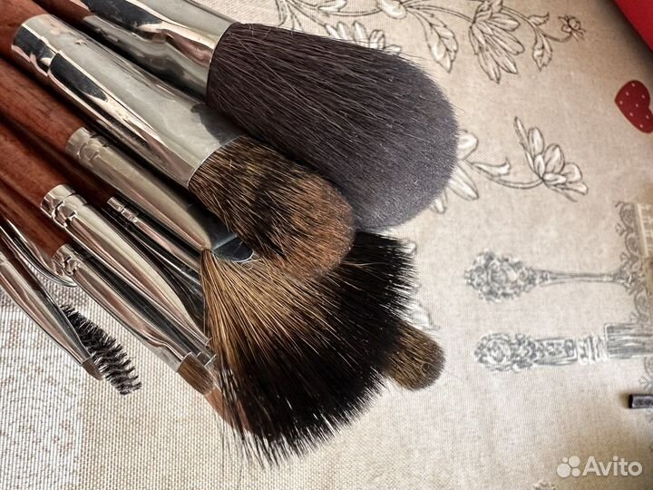 Кисти для макияжа бу