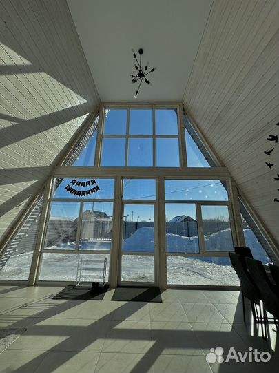 Дом с баней и бассейном