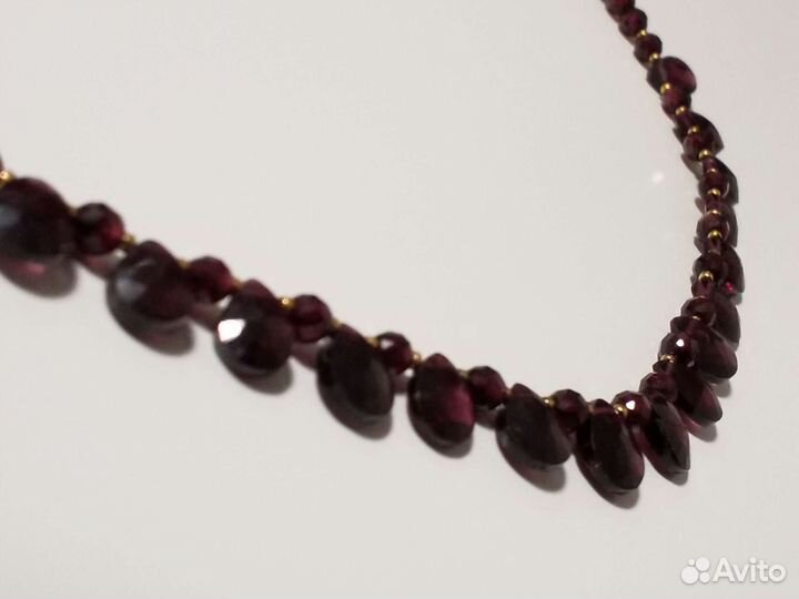 Колье из граната