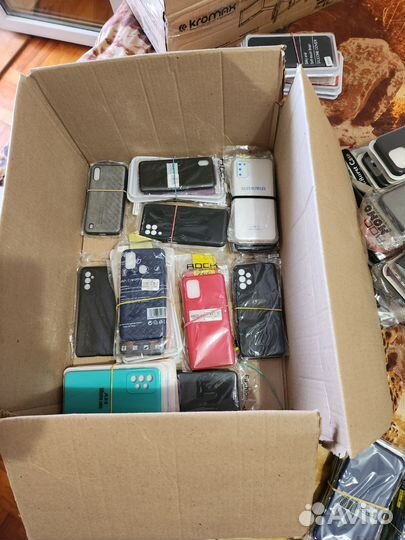 Чехлы,наушники, samsung, iPhone, xiaomi