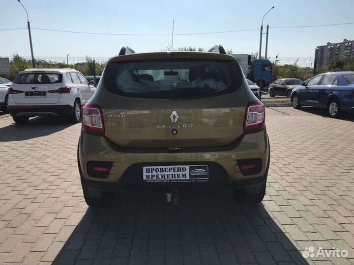 Renault Sandero Stepway 1.6 МТ, 2016, 97 490 км