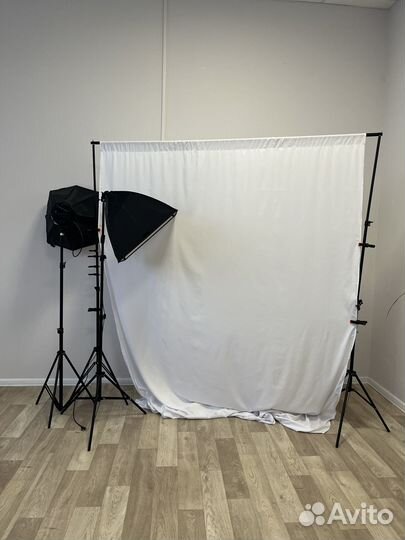 Стойка с полотном