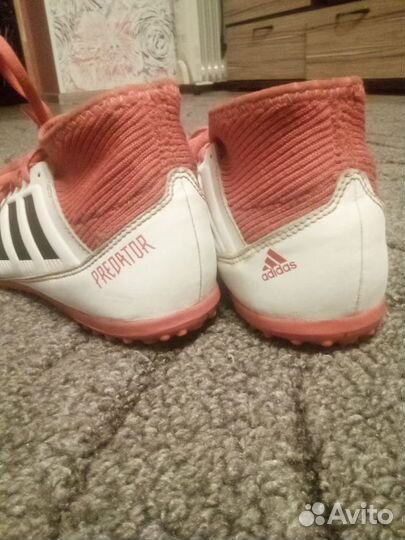 Бутсы adidas predator