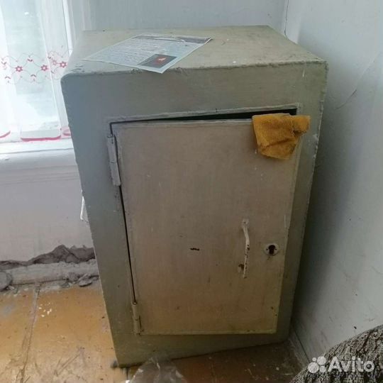 Сейф металлический бу