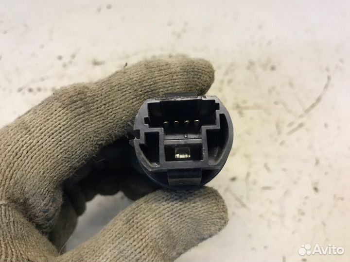 Кнопка старт-стоп Renault Megan 2 седан K4M812