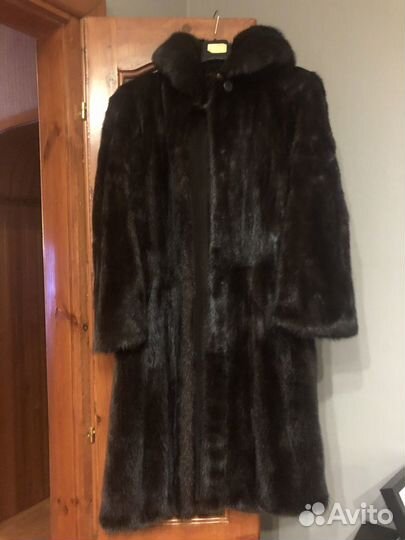 Продаются шубы