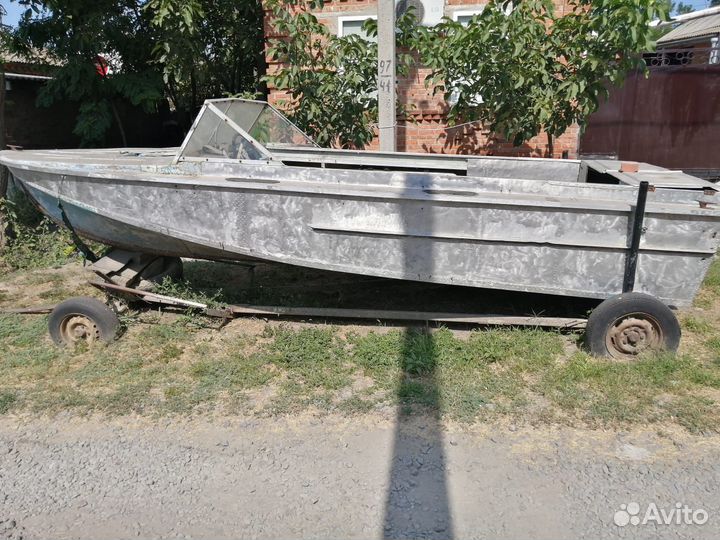 Катер Амур Восток