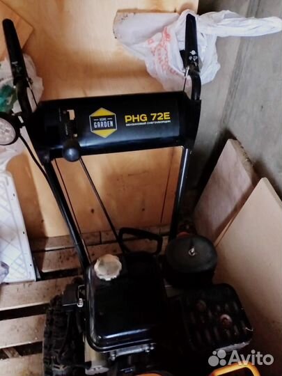 Снегоуборщик PHG 72 E