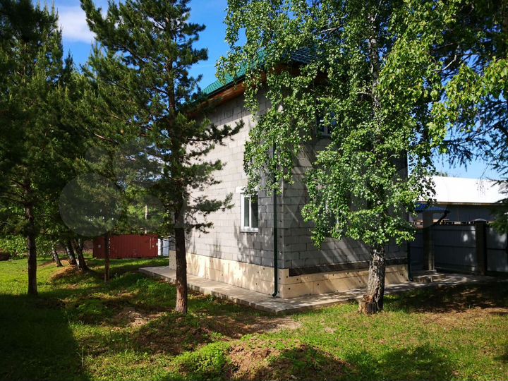 Дом 163,6 м² на участке 27,3 сот.