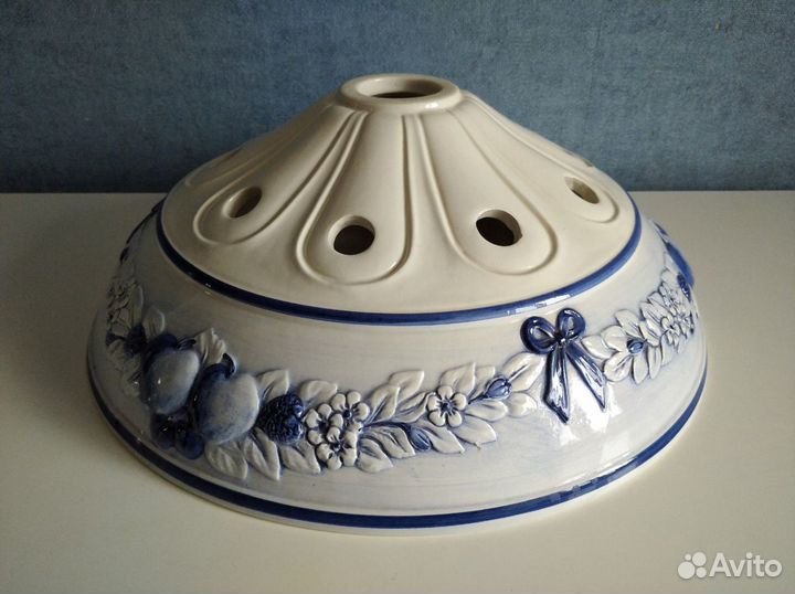 Подвес для светильника. Италия