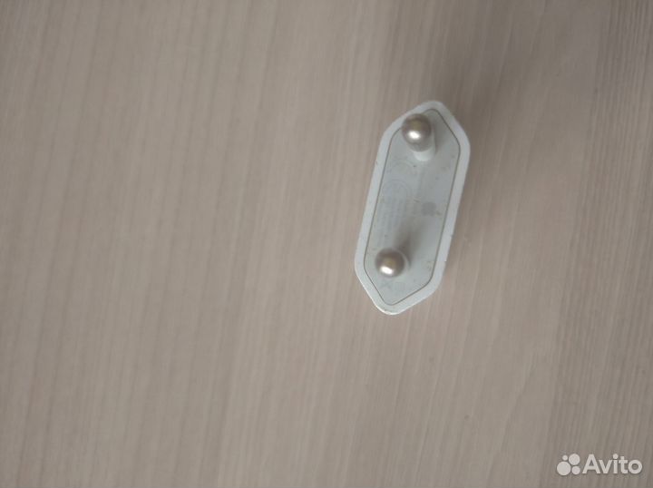 Блок для зарядки iPhone