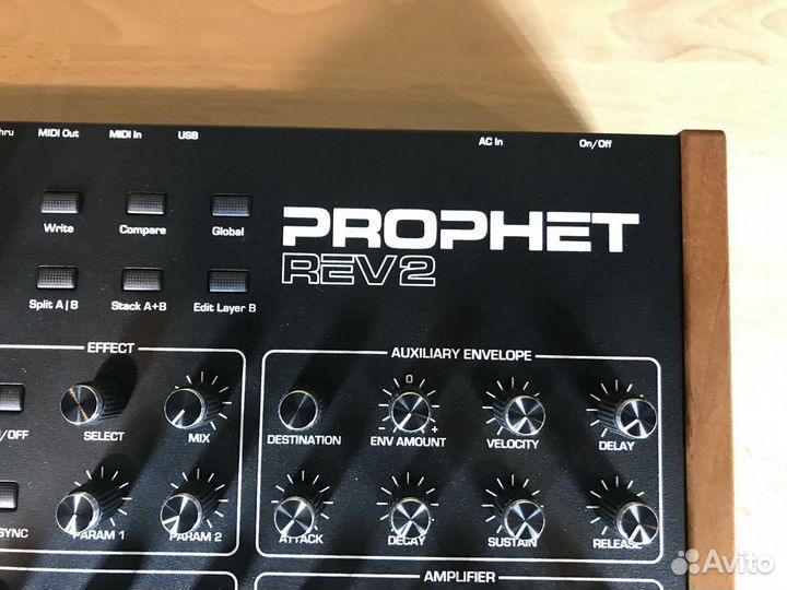 Sequential Prophet Rev2 16-voice Module