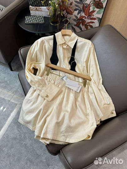 Костюм с шортами Max Mara