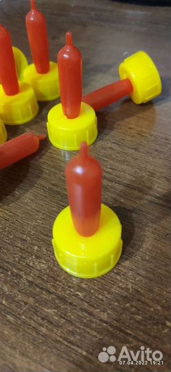 Соски для ягнят на бутылку