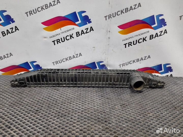 Бачок радиатора Iveco Stralis