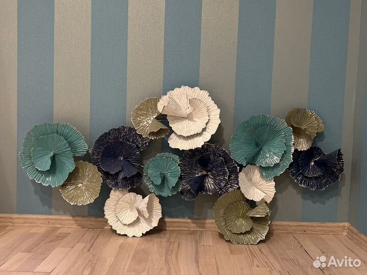 Декор на стену