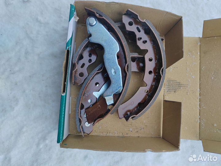 Колодки задние Toyota