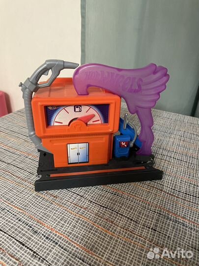 Станция заправки hot wheels
