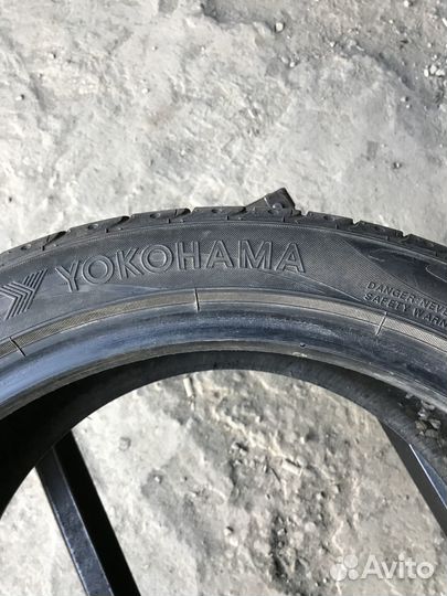 Yokohama Advan Sport V103 245/40 R18