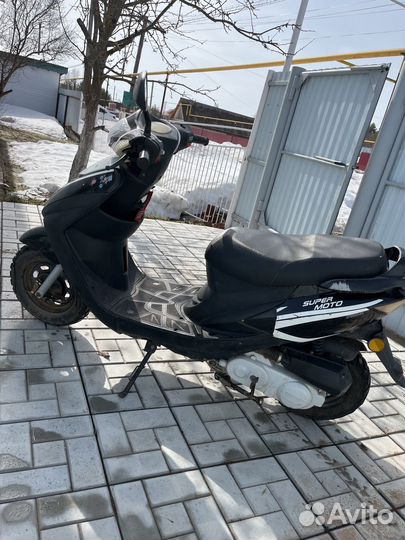 Сутер супер мото