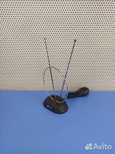 Антенна телевизионная комнатная Harper