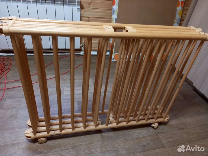 Детский деревянный манеж