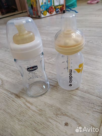 Бутылочки для кормления chicco, medela