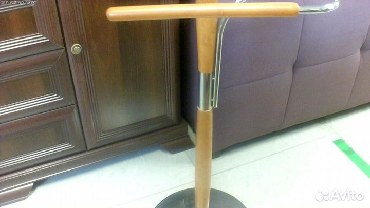 Вешалка для одежды напольная