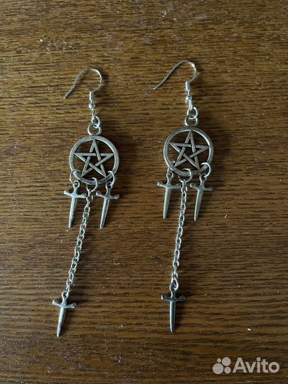 Япомогаю серьги