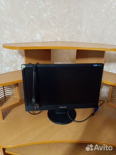 Монитор Samsung syncmaster 2243