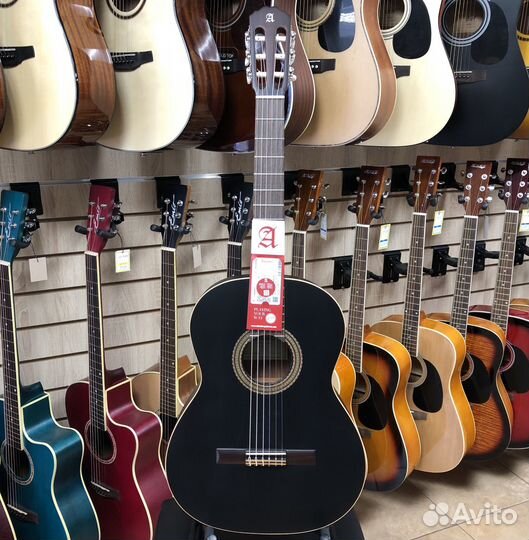 Классическая гитара Alhambra 7.232 1С (Испания)