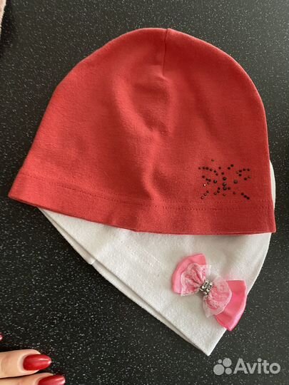 Шапочки для девочки разные