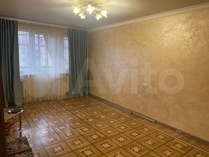 1-к. квартира, 30 м², 5/5 эт.