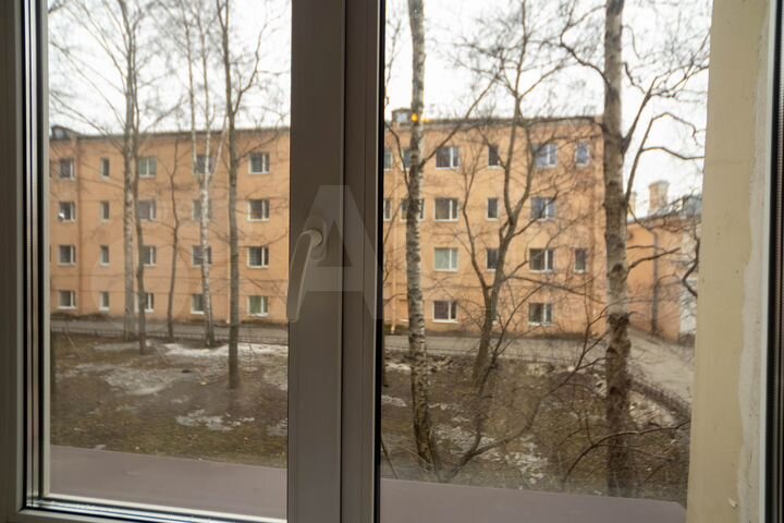 Комната 17 м² в 4-к., 2/5 эт.