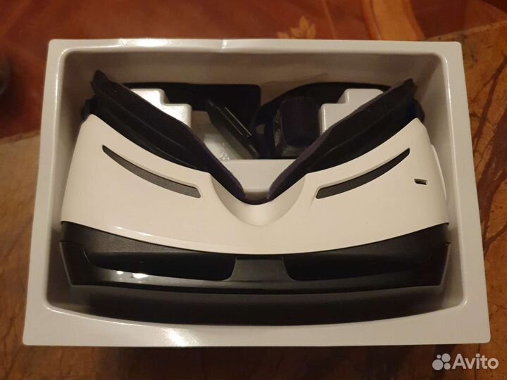 Очки новые виртуальной реальности samsung gear vr