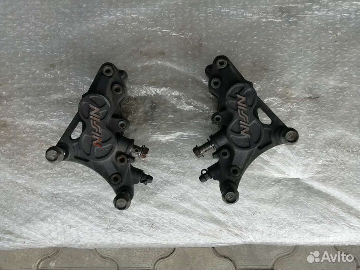 Супорта перед suzuki GSX 400 R