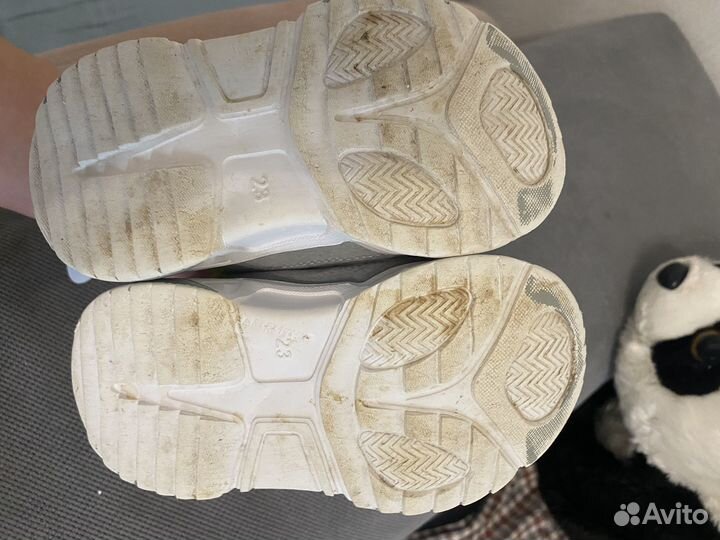 Кроссовки для девочки