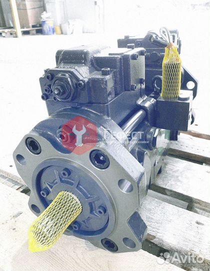 Основной насос Hyundai R260LC-9S 31Q7-10010