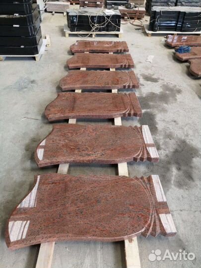 Памятники из гранита оптом и в розницу