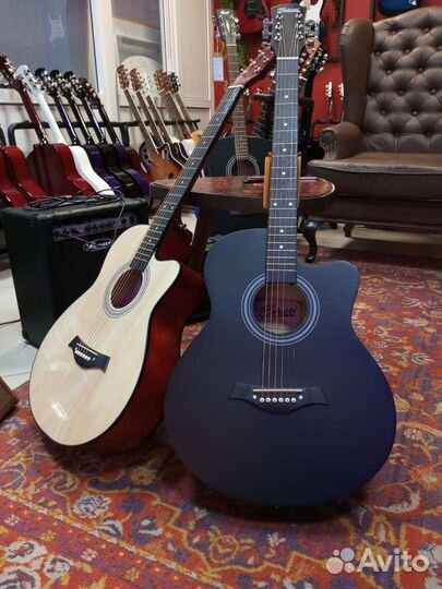 Акустическая гитара