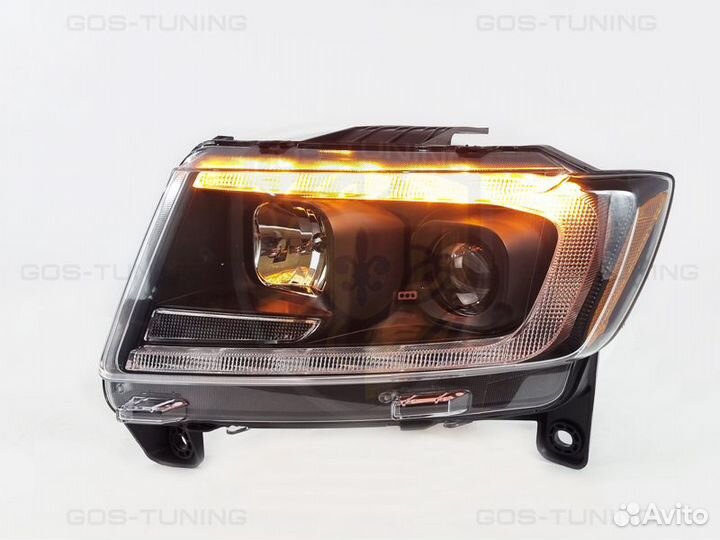 Фара Jeep Grand Cherokee WK2 (2010-2013)