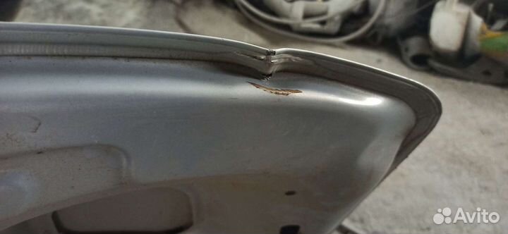 Рено Логан крышка багажника