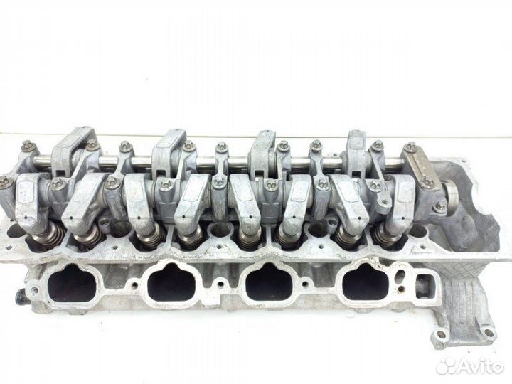 Головка блока цилиндров левая Mercedes-Benz