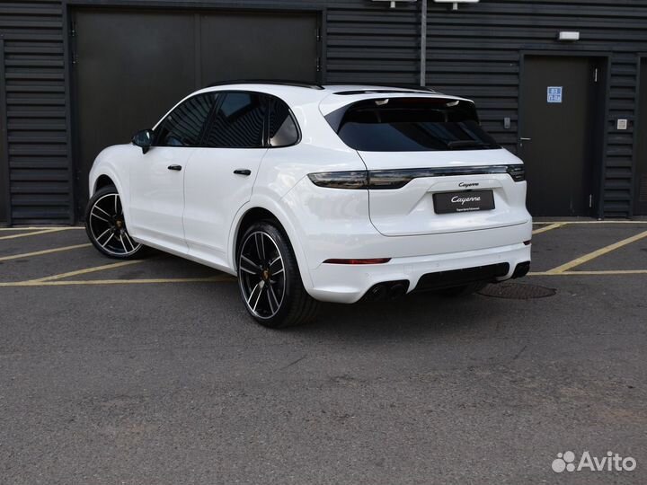 Porsche Cayenne 3.0 AT, 2022, 27 км