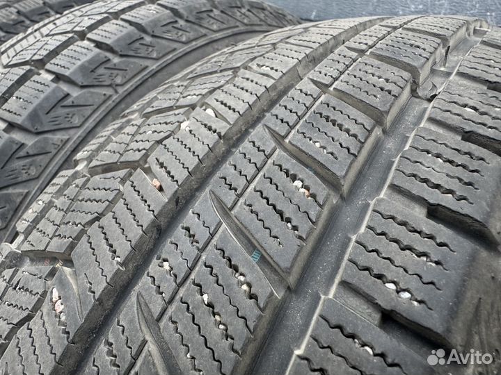 Roadmarch Snowrover 989 195/65 R15