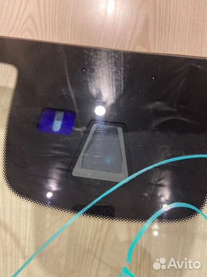 Стекло лобовое Mercedes Benz E250 W212 M271.860