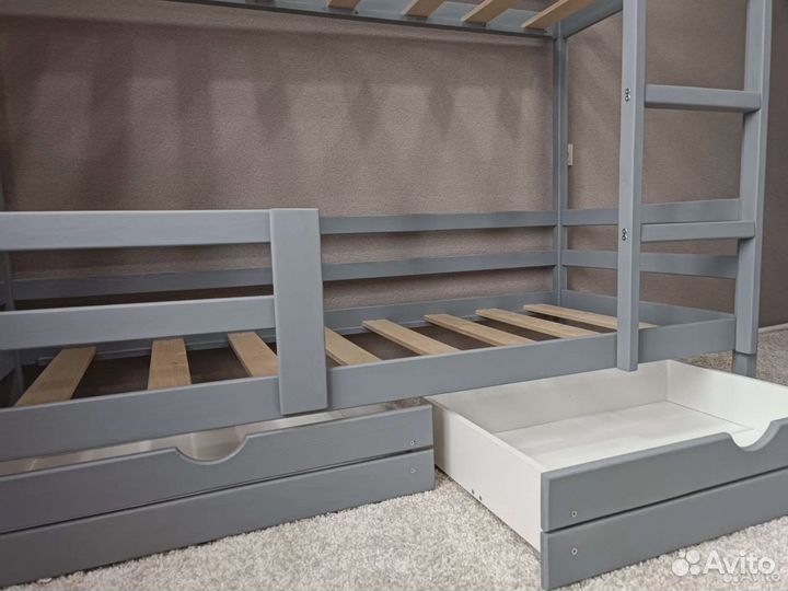 Кровать двухъярусная высокий борт. Массив сосны