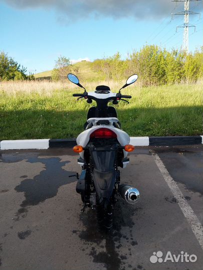 Скутер Omaks RY8 50