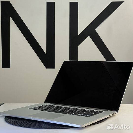 Ноутбук Apple MacBook Pro 15 (2014), i7 8/512gb