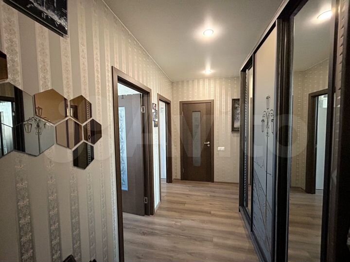 2-к. квартира, 63 м², 17/25 эт.